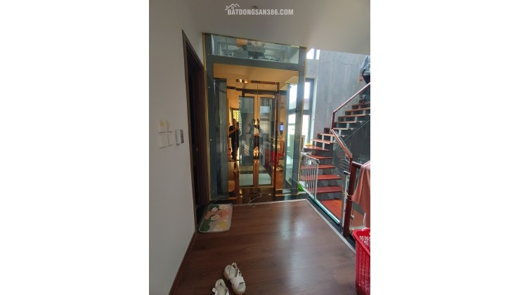 Cần bán sớm biệt thự villa mặt phố Vĩnh Hoàng - Vĩnh Hưng, giá tốt cho nhà đầu tư.