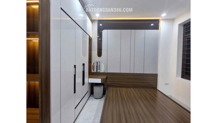 BÁN NHÀ LẠC LONG QUÂN -KINH DOANH - Ô TÔ  GẦN HỒ TÂY 62 M5T 17.8TỶ