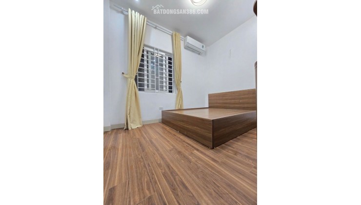 Bán nhà Kim Giang, Hoàng Mai, Phân lô, Ô tô, 2 thoáng, 36m2, 8.95 tỷ(CTL)