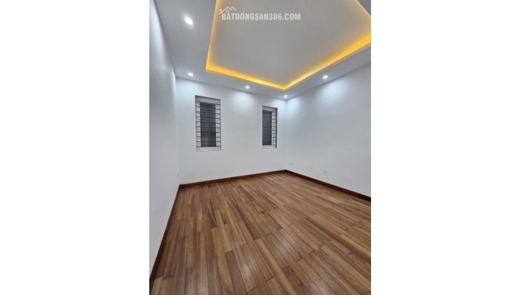 Bán nhà Lê Trọng Tấn, Thanh Xuân, Gara Ô tô, Kinh doanh, gần phố, 53m2, 18.2 tỷ