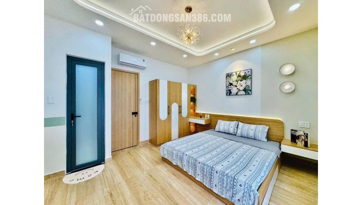 Hàng Hiếm Quận5 _Hẻm 5M, 6Tầng có TM, Sau lưng MẶT TIỀN Cao Đạt 40m_12.5Tỷ