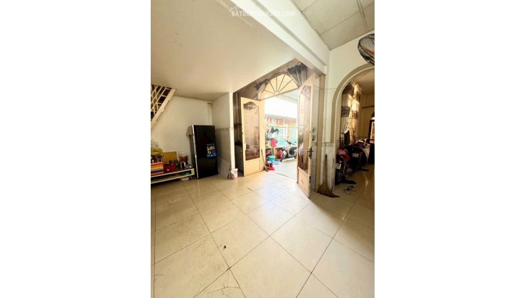  NHÀ NGANG 15M – GIÁ RẺ  Hẻm 1716 Huỳnh Tấn Phát, giáp quận 7