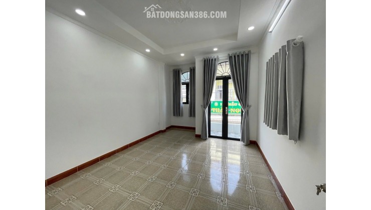 NHÀ 2 TẦNG – XE HƠI TỚI NHÀ - GẦN BẾN XE BUÝT HIỆP THÀNH, CHỢ GIÃN DÂN - QUẬN 12.