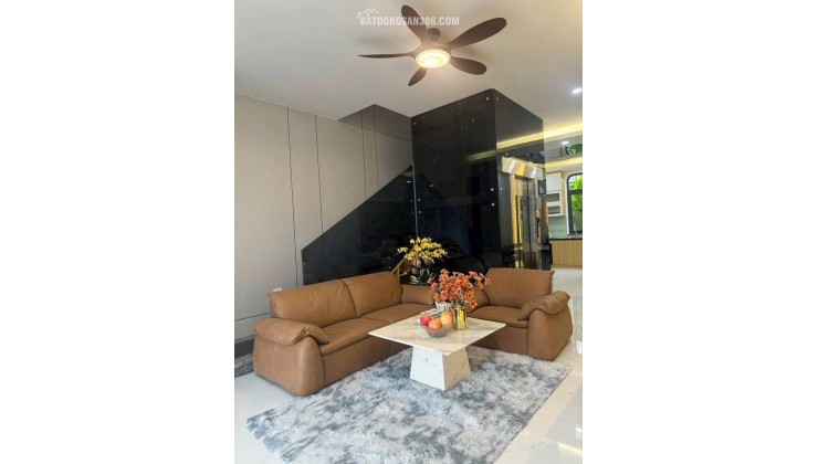 NHÀ ĐẸP – CÓ THANG MÁY – ĐƯỜNG 16M