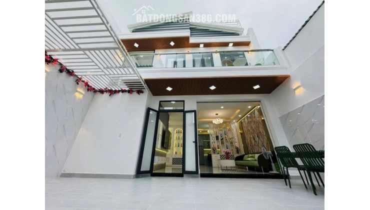  BIỆT THỰ QUẬN 7 - GIÁ TỐT - 8,9 TỶ - PHẠM HỮU LẦU, P. PHÚ MỸ, QUẬN 7 