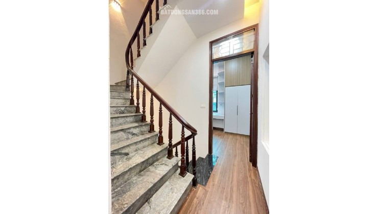 Bán nhà Kim Giang, Thanh Trì, 15m ra phố, 2 thoáng trước sau, 34m2, 8.6tỷ(CTL)