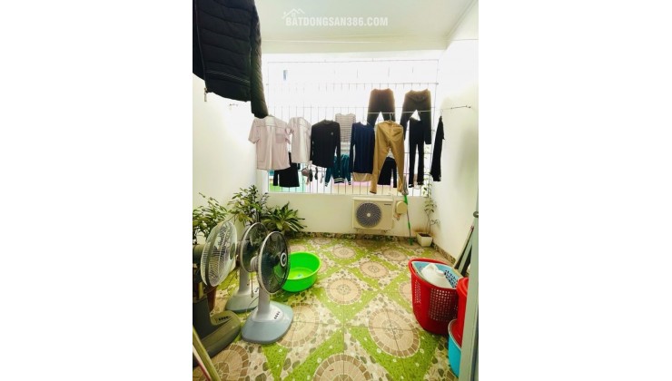 Bán nhà Đại Từ, Hoàng Mai, gần Ô tô, 2 thoáng, 36m2, 8.35 tỷ(CTL)