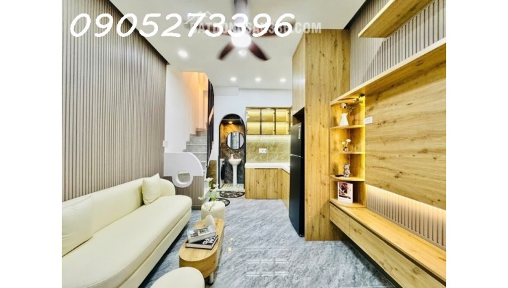 SIÊU HIẾM - PHÚ NHUẬN - GIÁP QUẬN 3 - NHÀ 4 TẦNG MỚI ĐẸP FULL NỘI THẤT Ở LUÔN - DTSD > 50M2 - CHỈ 4.5 TỶ.