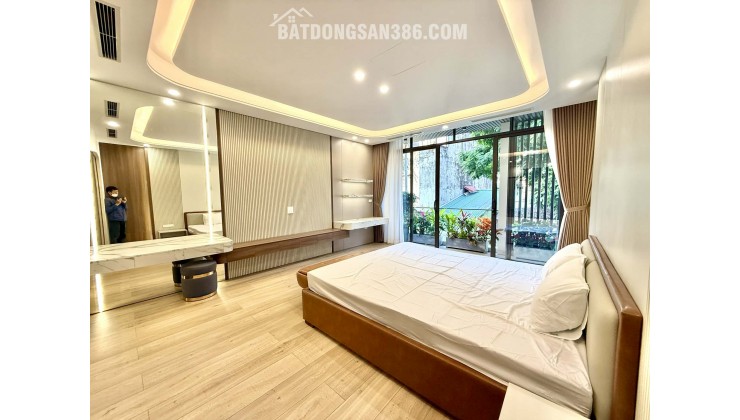 BÁN NHÀ PHÔ NGÔ GIA TỰ - LONG BIÊN, 6 TẦNG THANG MÁY, GARA Ô TÔ, KINH DOANH. GIÁ 11,5 TỶ