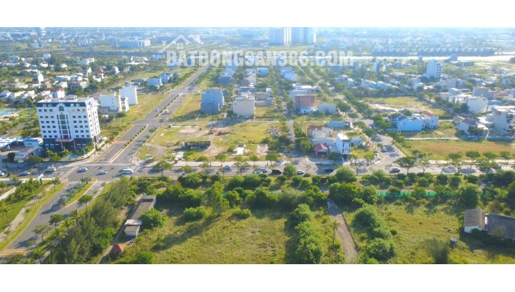 ĐẤT BIỂN TÂN TRÀ - DT 305M (15x20) - SẴN NHÀ 2 TẦNG KINH DOANH - 22 đ