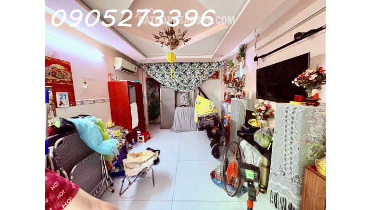 NHÀ LÔ GÓC QUAN TRUNG NGAY THỐNG NHẤT  - VỊ TRÍ ĐẸP - 2.65 TỶ