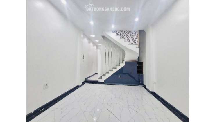 QUANG TRUNG HÀ ĐÔNG- THANG MÁY- FULL CÔNG NĂNG- NHỈNH 9 TỶ