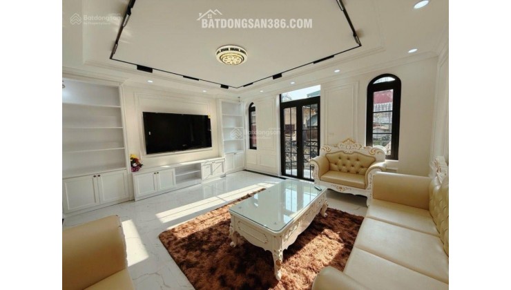 Bán nhà PL Phố Hoàng Quốc Việt Hàng xóm Starlake -75m 7Tầng Thang Máy Lô Góc - Ô Tô Vỉa hè KDVP