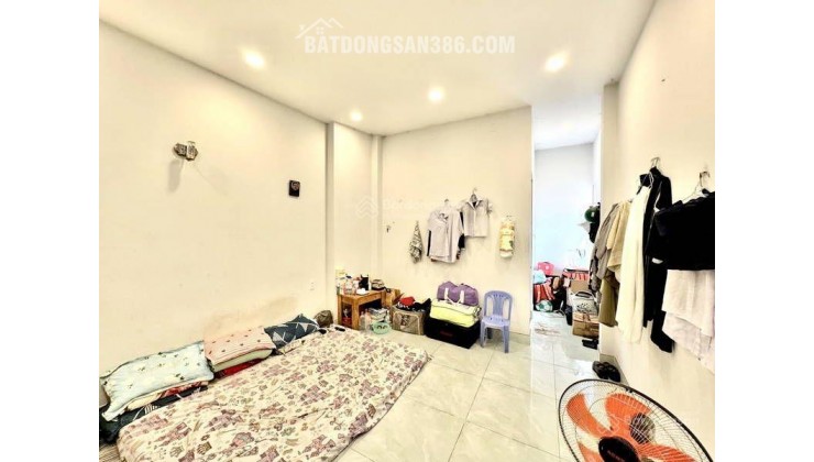 GẤP BÁN nhà 2 MT Hiệp nhất gần CMT8 - BV Thống Nhất - Ga metro. chỉ 11.x tỷ