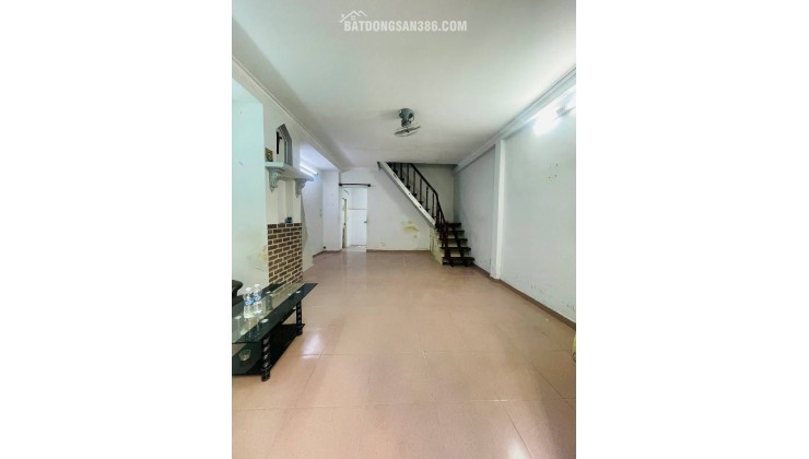 Nhà ngay sân bay Tân Sơn Nhất – Hẻm thông tứ hướng – Ở ngay đón Tết