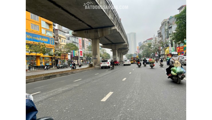 Bán nhà Hồ Tùng Mậu – gần phố – gần ô tô – mặt tiền rộng hiếm có – nội thất thiết kế riêng – vào ở ngay