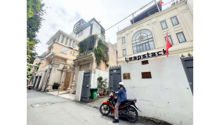 BÁN NHÀ 4 TẦNG HXH Đ.NGUYỄN ĐÌNH CHIỂU, ĐAKAO, Q3 - DT 4M*21M VUÔNG ĐẸP - KHU VIP HIẾM BÁN NỚI HỘI TỤ CỦA GIỚI ĐẠI GIA* LIÊN HỆ GIANG GIANG: