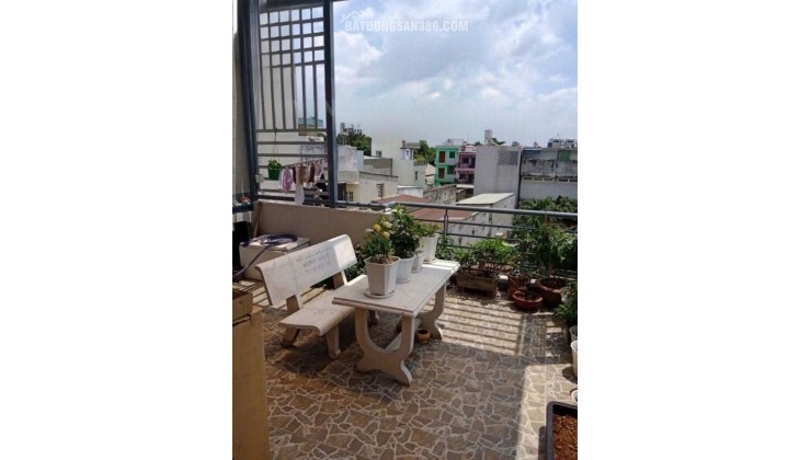 NHÀ 3 TẦNG - 4 PN - HẺM ÔTÔ - SÁT HOÀNG DIỆU 2 - ĐH NGÂN HÀNG