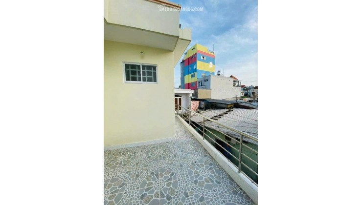 NHÀ C4 ĐƯỜNG 4 LINH TÂY 4.6 TỶ