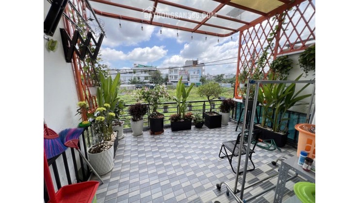 NHÀ ĐẸP TÂM HUYẾT - Ô TÔ NGỦ NHÀ - LÊ VĂN VIỆT ,F TĂNG NHƠN PHÚ B