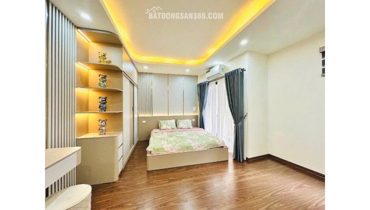 CẦN BÁN NHÀ MẶT NGÕ LẠC LONG QUÂN ĐƯỜNG RỘNG 2 OTO TRÁNH, DT 46M2 , 5TANG