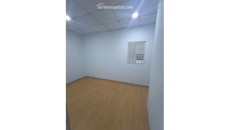 NHÀ C4 74M2 LÊ VĂN CHÍ - GẦN ĐH SƯ PHẠM KỸ THUẬT - GA METRO THỦ ĐỨC