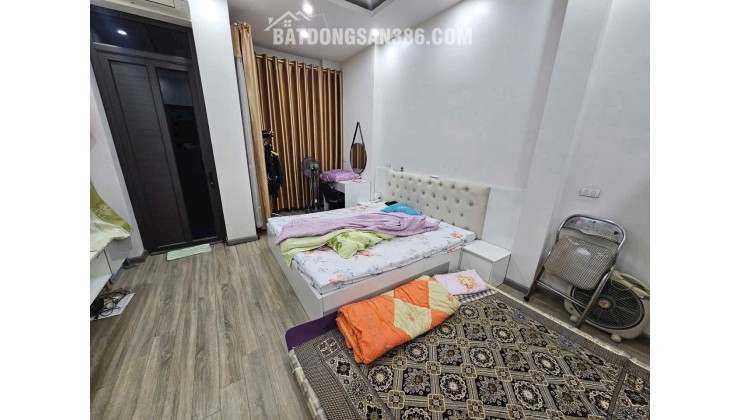 Bán nhà 3 tầng giãn dân Khả Lễ ngay cạnh vườn hoa  vị trí cực đẹp ở luôn