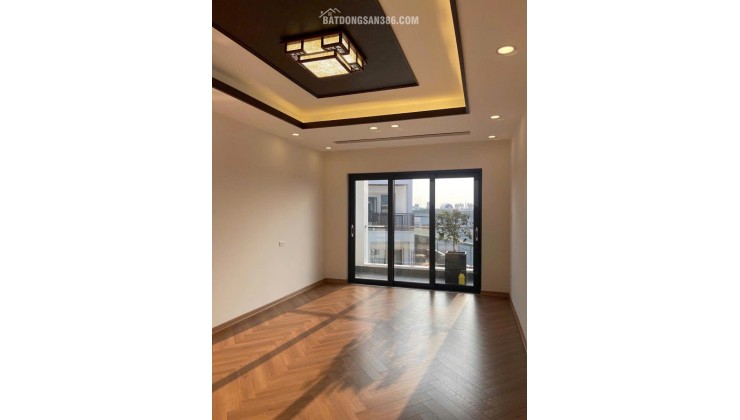 Bán nhà Nguyễn Văn Linh 82m 6 tầng MT4m thang máy ô tô tránh 17 tỷ