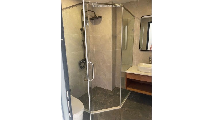 Bán nhà Nguyễn Văn Linh 82m 6 tầng MT4m thang máy ô tô tránh 17 tỷ