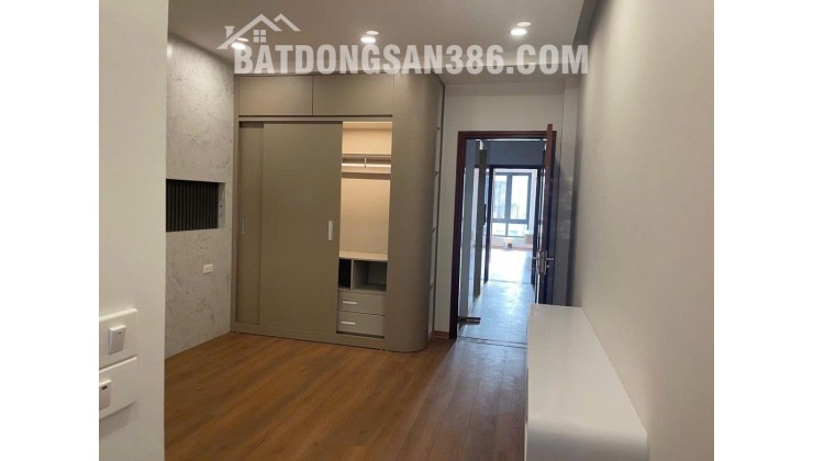 Bán nhà Nguyễn Văn Linh 82m 6 tầng MT4m thang máy ô tô tránh 17 tỷ