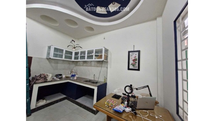 NHÀ 2 LẦU MẶT TIỀN ĐS - ÔTÔ THÔNG - DTCN 82M2
- LÃ XUÂN OAI - F TĂNG NHƠN PHÚ A