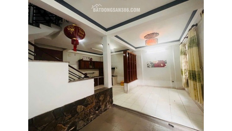 NHÀ 3 LẦU - Ô TÔ ĐÕ CỬA - NGAY KHA VẠN CÂN - F LIINH TRUNG