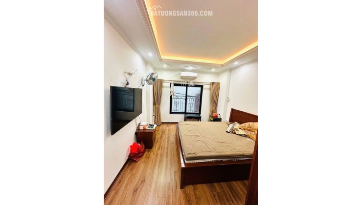 NHÀ ĐẸP Ở NGAY-30M RA MẶT PHỐ-NGÕ THÔNG-2 THOÁNG TRƯỚC SAU.