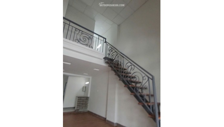 CHỦ NGỘP BÁN  NHÀ DT KHỦNG  140M2
NGAY GA METRO-  NGÃ 4 BÌNH THÁI - P TRƯỜNG THỌ