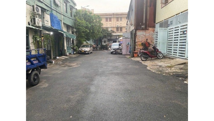 CHỦ NGỘP BÁN  NHÀ DT KHỦNG  140M2
NGAY GA METRO-  NGÃ 4 BÌNH THÁI - P TRƯỜNG THỌ