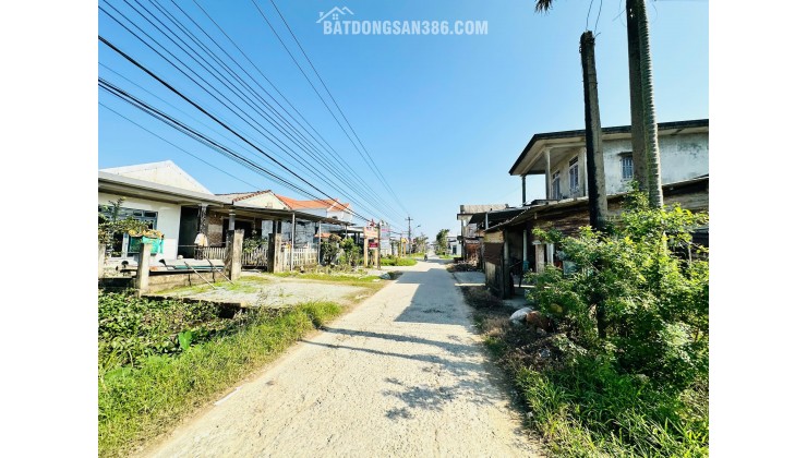 \"BÁN ĐẤT TẶNG VÀNG: CHỈ 520TR CÓ NGAY ĐẤT SÁT CHỢ TÂY BA!\" TẶNG NGAY 1 CHỈ VÀNG KHI GIAO DỊCH THÀNH CÔNG