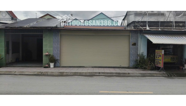 Bán nhà trung tâm huyện củ chi mặt tiền đường phạm hữu tâm
