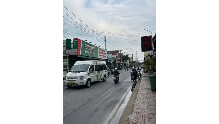 Bán nhà trung tâm huyện củ chi mặt tiền đường phạm hữu tâm