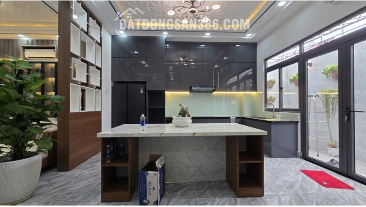 NHÀ ĐẸP HẺM XE HƠI HUỲNH TẤN PHÁT – 4PN – SÂN THƯỢNG – Ở NGAY – GIÁ CHỈ 8.9 TỶ