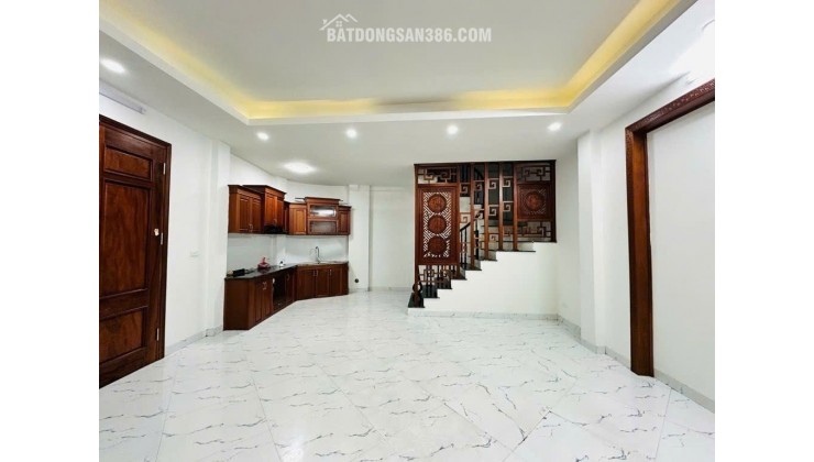 HIẾM! Lô góc Hoàng Hoa Thám Ba đình nở hậu- 5 tầng -ngõ to rộng gần ô tô