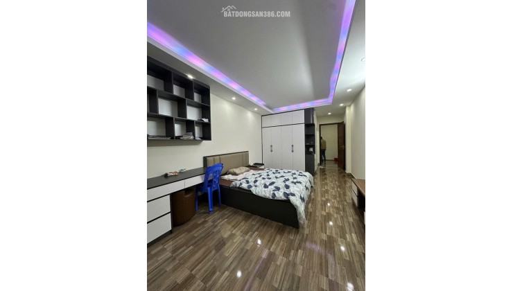 BÁN GẤP NHÀ  LĨNH NAM  GẦN CHỢ ĐẦU MỐI ĐỀN LỪ, NHÀ ĐẸP Ở NGAY DT 38M GIÁ 8X TỶ GẦN CÁC TRƯỜNG ĐẠI HỌC