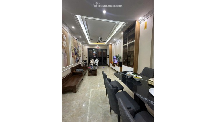 BÁN GẤP NHÀ  LĨNH NAM  GẦN CHỢ ĐẦU MỐI ĐỀN LỪ, NHÀ ĐẸP Ở NGAY DT 38M GIÁ 8X TỶ GẦN CÁC TRƯỜNG ĐẠI HỌC