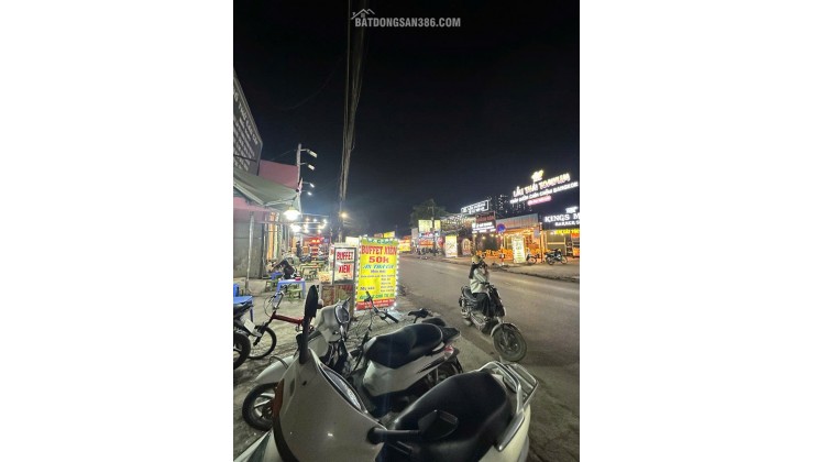 BÁN GẤP NHÀ  LĨNH NAM  GẦN CHỢ ĐẦU MỐI ĐỀN LỪ, NHÀ ĐẸP Ở NGAY DT 38M GIÁ 8X TỶ GẦN CÁC TRƯỜNG ĐẠI HỌC