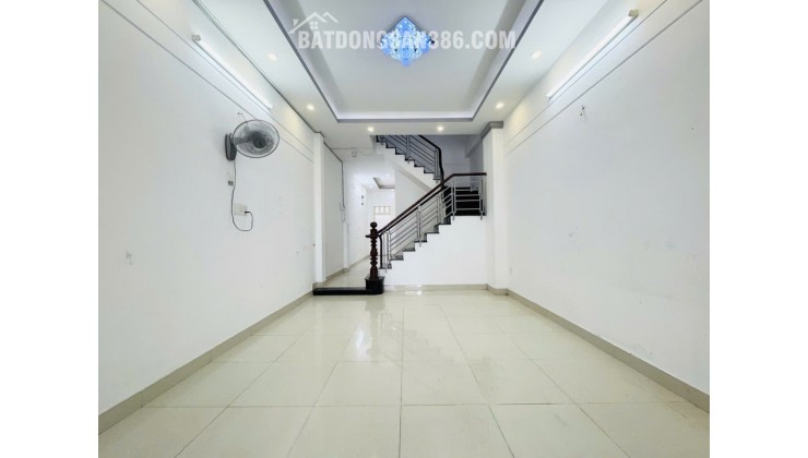 NGỘP BANK GẤP BÁN -  KHU VIP SÀI GÒN MỚI PHÂN LÔ ĐỒNG BỘ CAO TẦNG - HẺM 8M SẠCH ĐẸP OTO NGỦ TRONG NHÀ