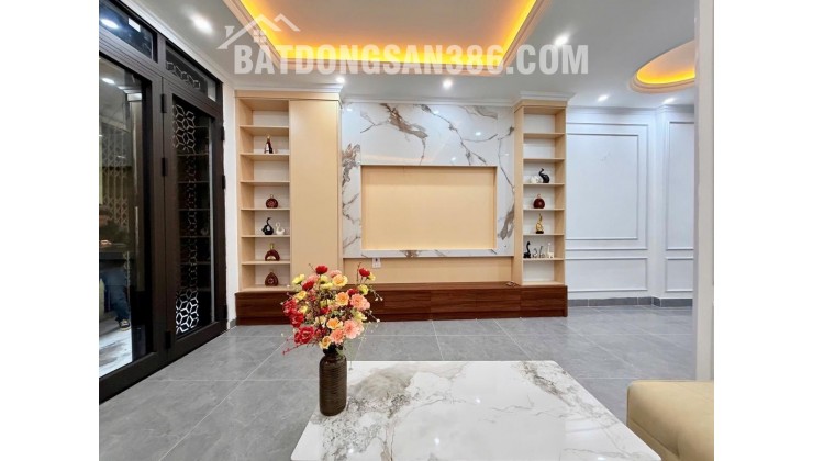 SIÊU PHẨM TRUNG TÂM THANH XUÂN – VƯƠNG THỪA VŨ – THANG MÁY – THOÁNG TRƯỚC SAU – TỔNG 6 PHÒNG NGỦ – FULL NỘI THẤT