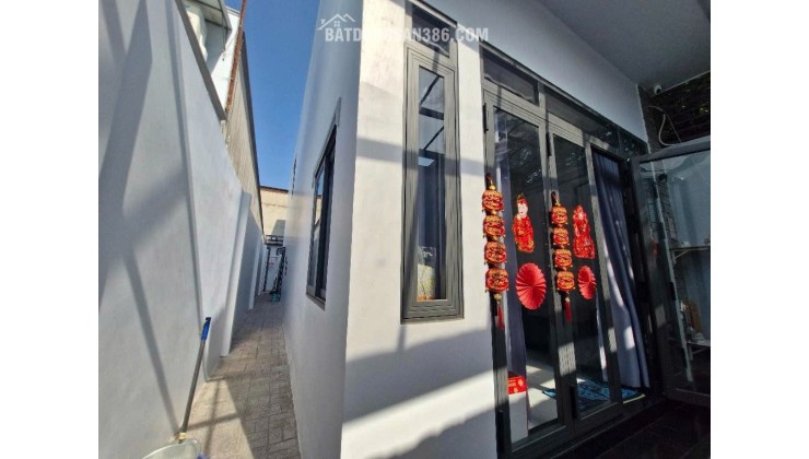  NHÀ 2 TẦNG 85M2 - GẦN PHẠM VĂN ĐỒNG - LINH TRUNG (CŨ) THỦ ĐỨC  4.5 TỶ