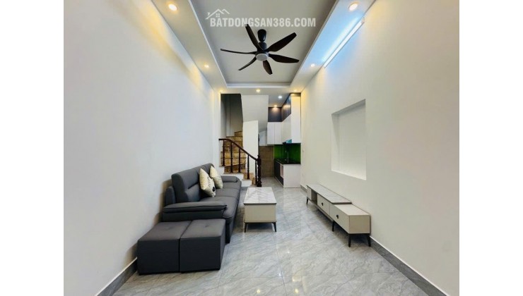 Nhà đẹp ở luôn 3 ngủ đủ công năng chỉ hơn 5x