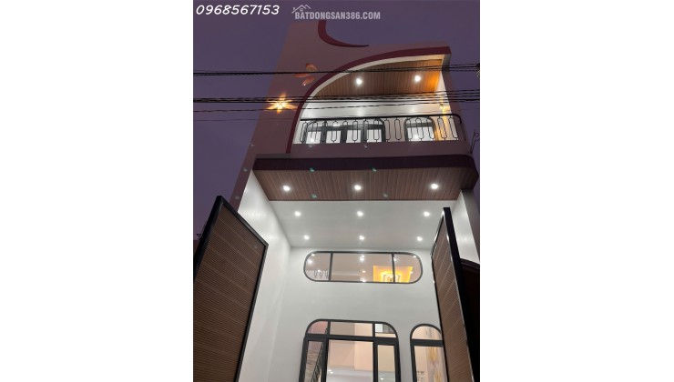 Bán nhà phố TP Mới Bình Dương, 3PN, Sân Ô Tô, Giá 2,75 Tỷ