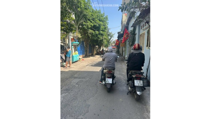 Bán nhà ngõ Quang Trung, Gò Vấp, 64m2, 2 tầng, 3PN, sổ hồng, giá 6.8 tỷ - Cơ hội an cư lý tưởng, liên hệ ngay 0931408386!