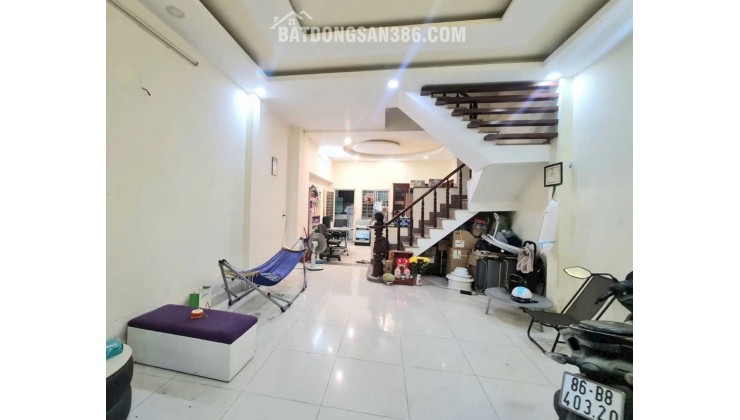 NHÀ 3 TẦNG – KHU VIP HIỆP BÌNH – SÁT PHẠM VĂN ĐỒNG